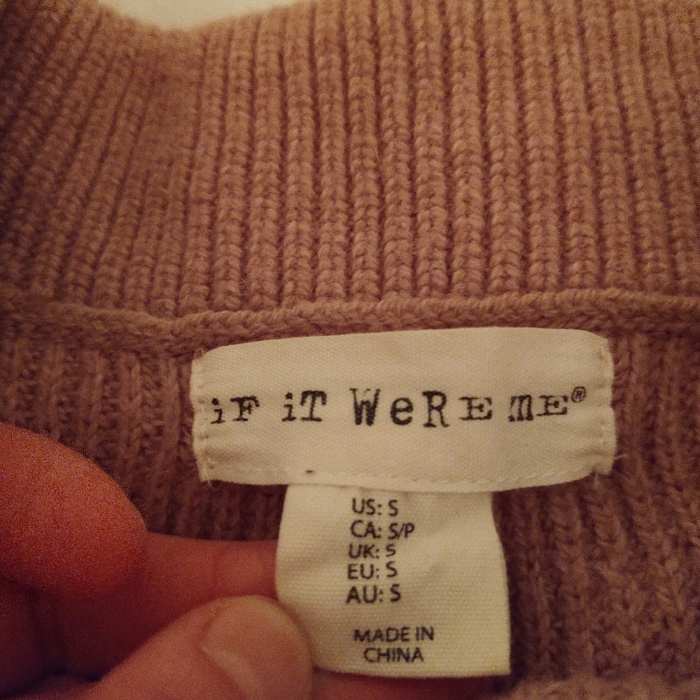 selling someone else's clothes they gave to me - Picture 2 of 4
